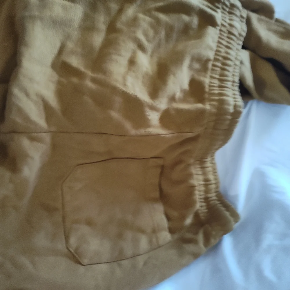 Streetwear Hoodie & Pants - Picture 5 of 10